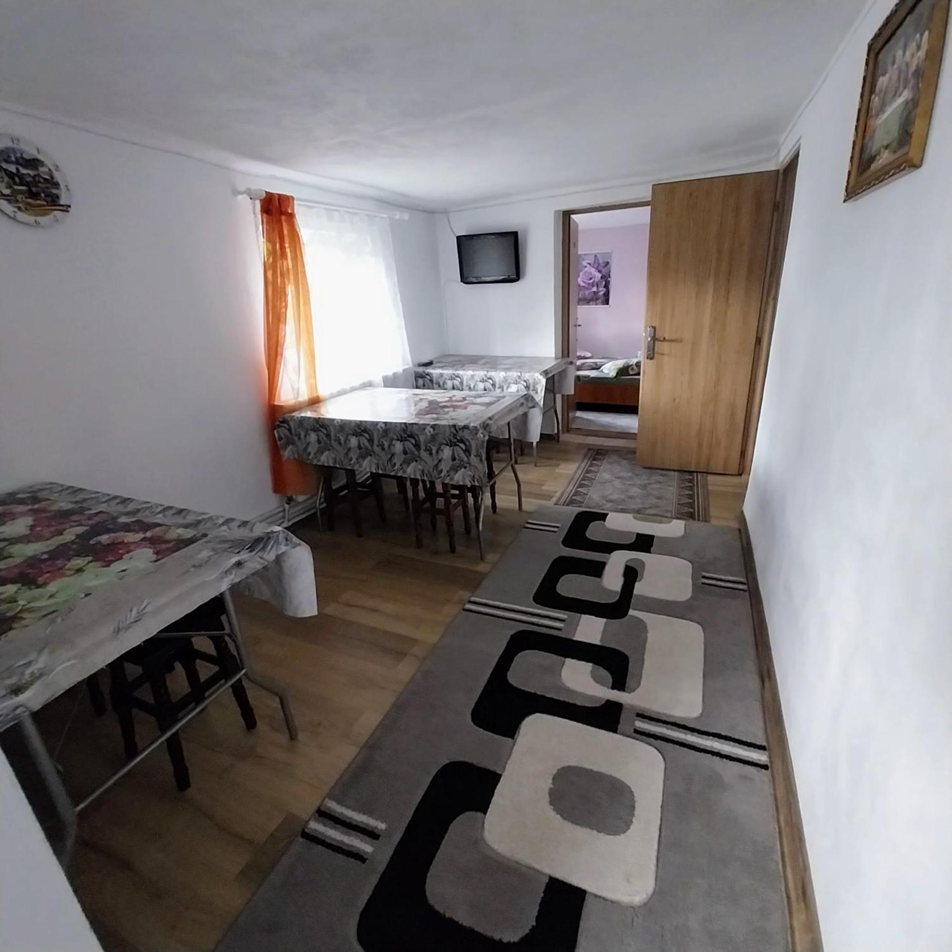 Novaci-Străini Casa Andreea酒店 外观 照片